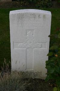 Dozinghem Military Cemetery - Smith, Walter